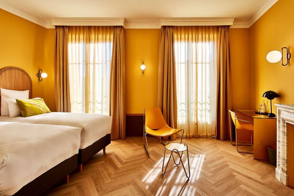 Hotel De Cambis Best Western Premier Collection Avignon Rum bild